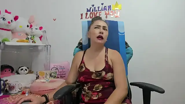 GatitaSexy Hotwet4u online show from 03/18/25, 11:31