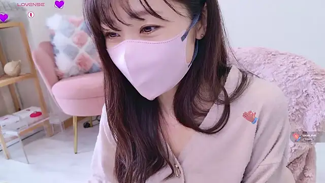 meg 0901 online show from 03/15/25, 12:04