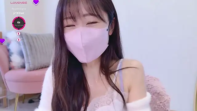 meg 0901 online show from 03/18/25, 06:03