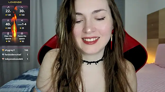 Snapshot of Naughty_Annn chatting on 06/27/26, 02:05 Naughty Annn online show from 06/27/26, 02:05