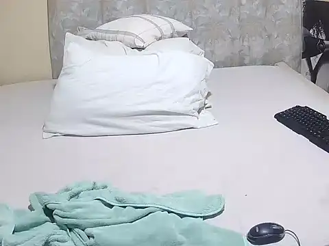slender sweet online show from 05/07/26, 11:04