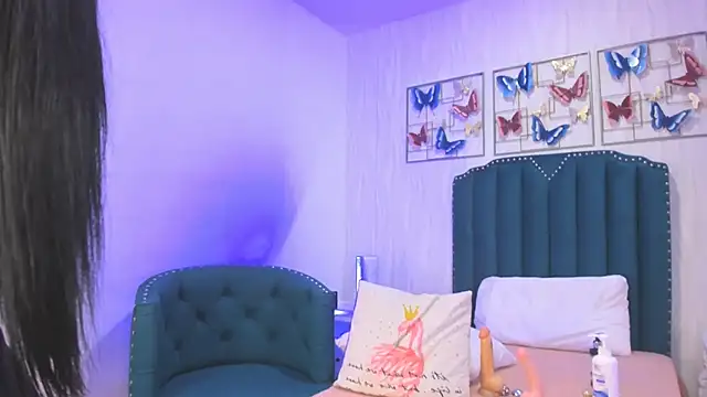 samara warren online show from 12/23/24, 03:44