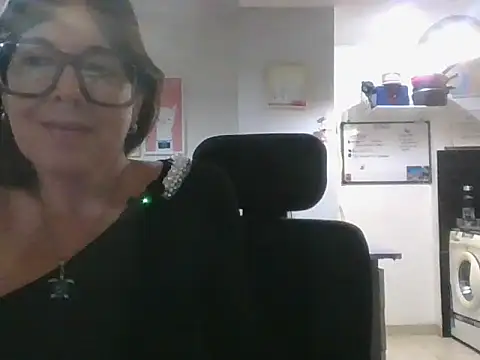 Snapshot of Calentandote chatting on 05/08/26, 10:53 Calentandote online show from 05/08/26, 10:53