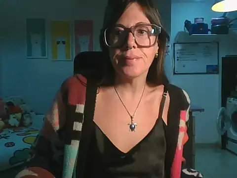 Snapshot of Calentandote chatting on 05/13/26, 08:55 Calentandote online show from 05/13/26, 08:55