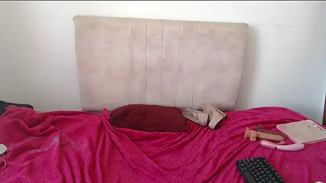 gatitaa777 online show from 02/26/26, 04:39