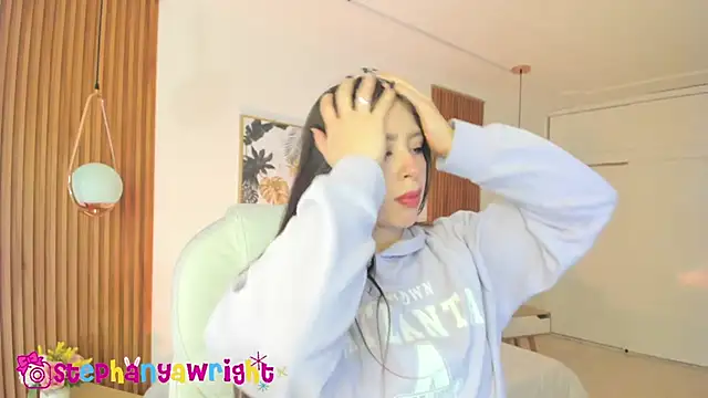 TiffanyWright online show from 03/22/25, 01:08