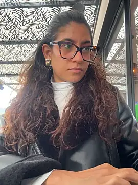 ValeriEvan online show from 12/01/25, 08:14