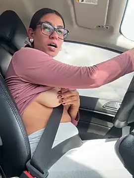 ValeriEvan online show from 04/12/26, 08:03