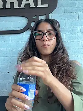 ValeriEvan online show from 05/25/26, 06:36