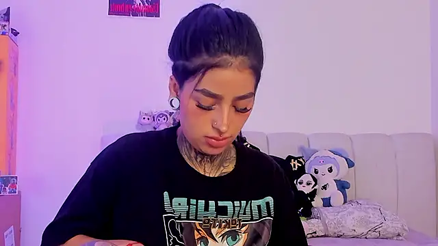 shadowcatt  online show from 02/24/26, 08:29