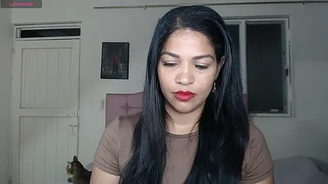 Snapshot of makennaa_ chatting on 04/30/26, 10:21 makennaa online show from 04/30/26, 10:21