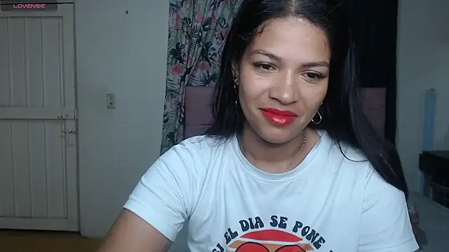 Snapshot of makennaa_ chatting on 07/05/26, 10:33 makennaa online show from 07/05/26, 10:33