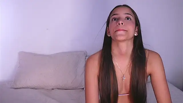 Snapshot of Nicky_and_Blake chatting on 12/13/24, 05:32 Nicky and Blake online show from 12/13/24, 05:32