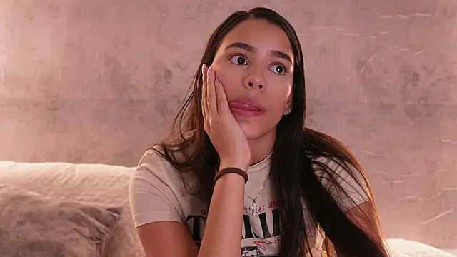 Snapshot of Nicky_and_Blake chatting on 09/12/25, 05:46 Nicky and Blake online show from 09/12/25, 05:46