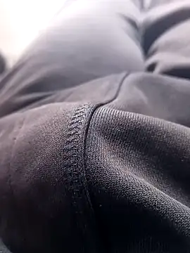 Snapshot of TheeMassageMobileSpa chatting on 10/20/25, 10:27 TheeMassageMobileSpa online show from 10/20/25, 10:27