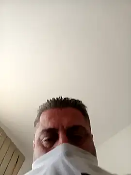 Snapshot of blackin_4141 chatting on 09/18/25, 09:22 blackin 4141 online show from 09/18/25, 09:22