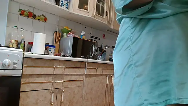 Vika  online show from 03/17/25, 05:45