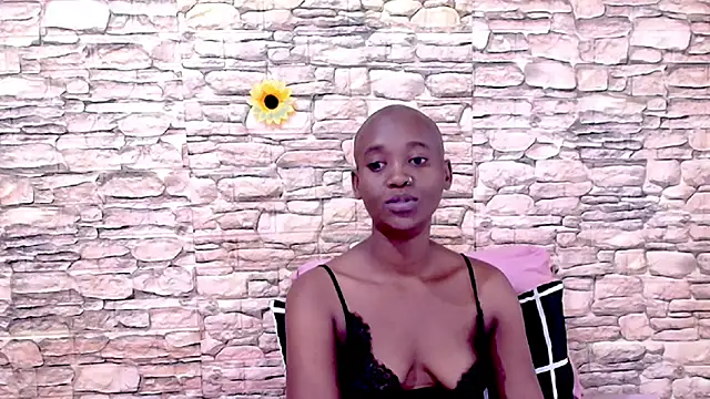 Snapshot of EbonyOlive69 chatting on 05/29/26, 05:44 EbonyOlive69 online show from 05/29/26, 05:44