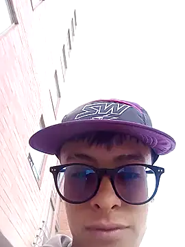 Snapshot of Cuervo_maniaco chatting on 12/19/24, 05:29 Cuervo maniaco online show from 12/19/24, 05:29