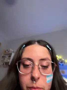 Snapshot of Mizztikaa chatting on 06/28/26, 02:28 Mizztikaa online show from 06/28/26, 02:28