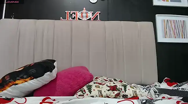 Snapshot of _angeline_love chatting on 12/11/24, 06:47 angeline love online show from 12/11/24, 06:47