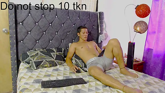 leoytessa 10 online show from 02/27/25, 06:20