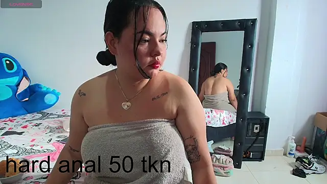 leoytessa 10 online show from 09/19/25, 12:06