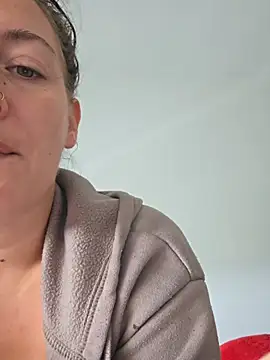 Sapphir3xoxo online show from 09/18/25, 03:47