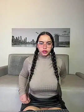 SophieRoyals online show from 05/08/26, 12:10