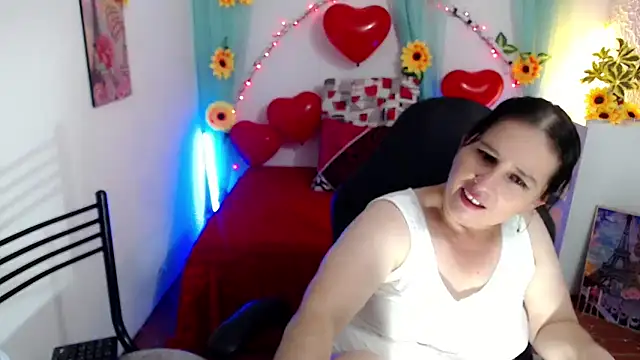 victoria jones online show from 02/14/25, 06:08