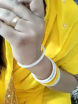 Snapshot of Diya_Chopra chatting on 12/05/24, 05:15 Diya Chopra online show from 12/05/24, 05:15