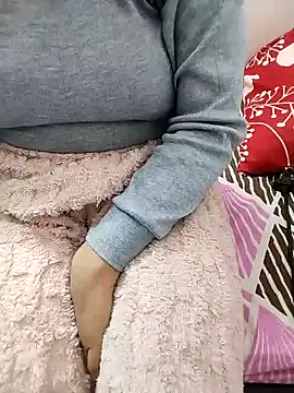 Snapshot of Diya_Chopra chatting on 12/31/24, 05:11 Diya Chopra online show from 12/31/24, 05:11