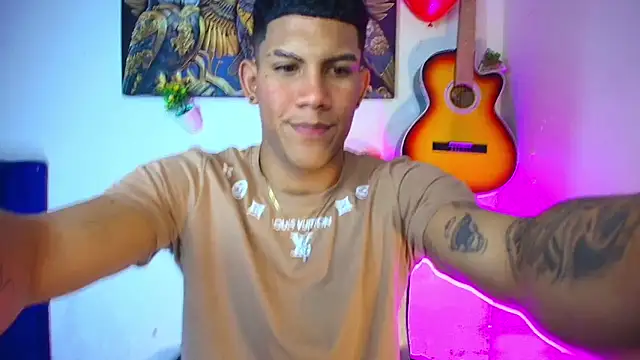 Damian latinxxx online show from 02/15/25, 06:12