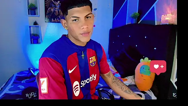 Damian latinxxx online show from 03/22/25, 09:24