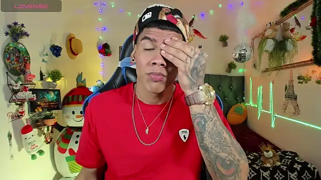 Damian latinxxx online show from 11/23/25, 03:06