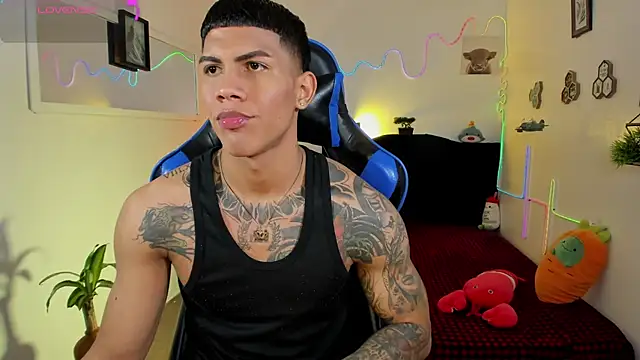 Damian latinxxx online show from 02/15/26, 07:51