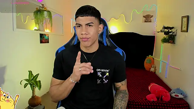 Damian latinxxx online show from 02/19/26, 03:02