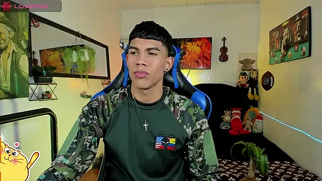 Damian latinxxx online show from 04/23/26, 02:57