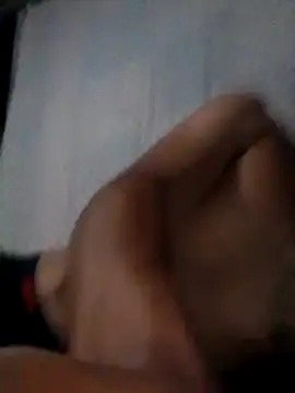 Snapshot of Insciavel01 chatting on 10/26/25, 01:11 Insciavel01 online show from 10/26/25, 01:11