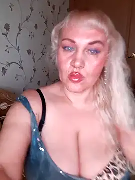 IsabellaBoni online show from 11/18/25, 06:40