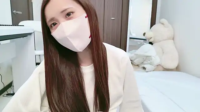 Snapshot of -SHINON- chatting on 01/17/25, 11:49 -SHINON- online show from 01/17/25, 11:49