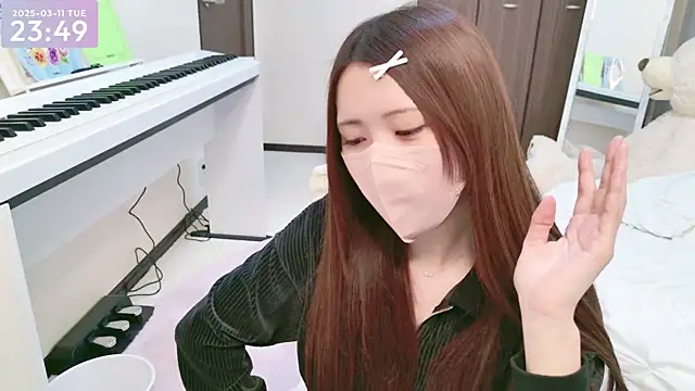 Snapshot of -SHINON- chatting on 03/11/25, 02:51 -SHINON- online show from 03/11/25, 02:51