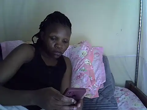 Snapshot of Sweet_serah chatting on 09/09/25, 01:43 Sweet serah online show from 09/09/25, 01:43