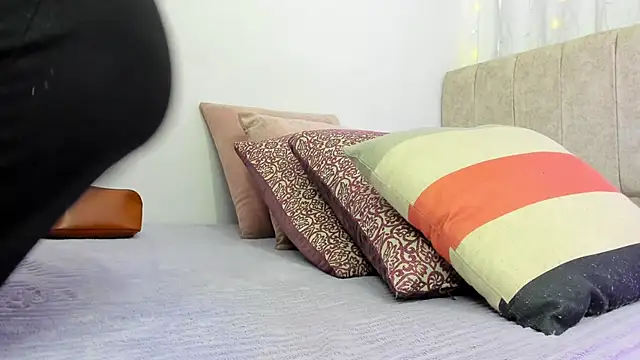 Zara dulce online show from 01/28/25, 12:00