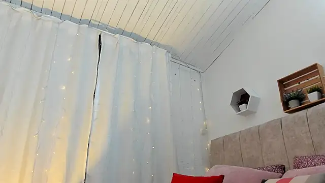 Zara dulce online show from 03/05/25, 12:11