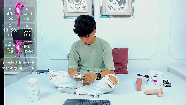 Snapshot of Santy_carrington chatting on 01/08/25, 12:38 Santy carrington online show from 01/08/25, 12:38