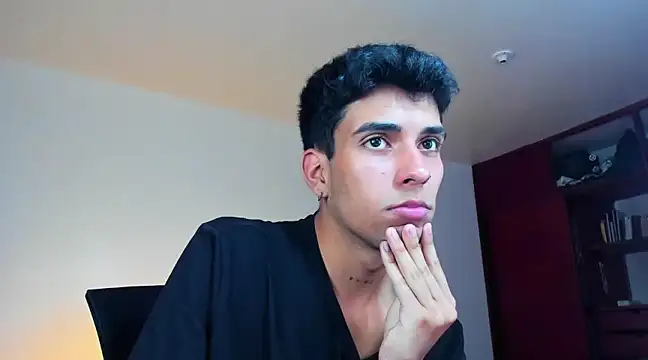 Snapshot of shawn__sanderson1 chatting on 01/20/25, 07:14 shawn sanderson1 online show from 01/20/25, 07:14