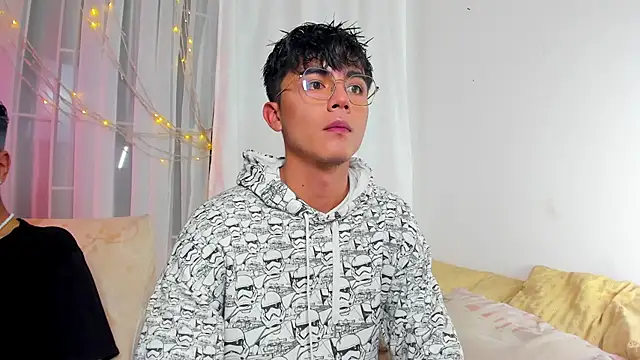 Snapshot of shawn__sanderson1 chatting on 03/05/25, 01:17 shawn sanderson1 online show from 03/05/25, 01:17