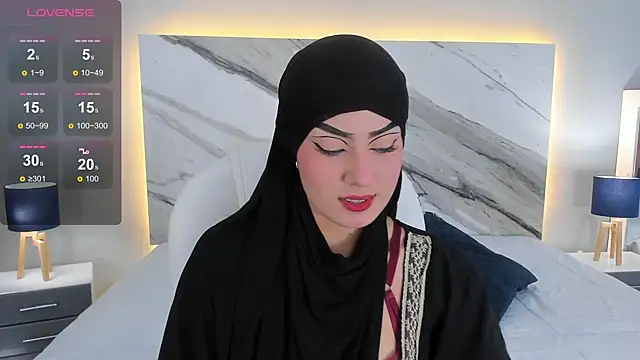 fatimarab online show from 12/30/24, 07:53