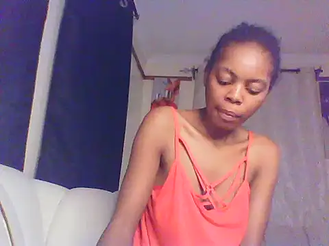 Snapshot of sweetanabella4 chatting on 06/19/26, 08:51 sweetanabella4 online show from 06/19/26, 08:51